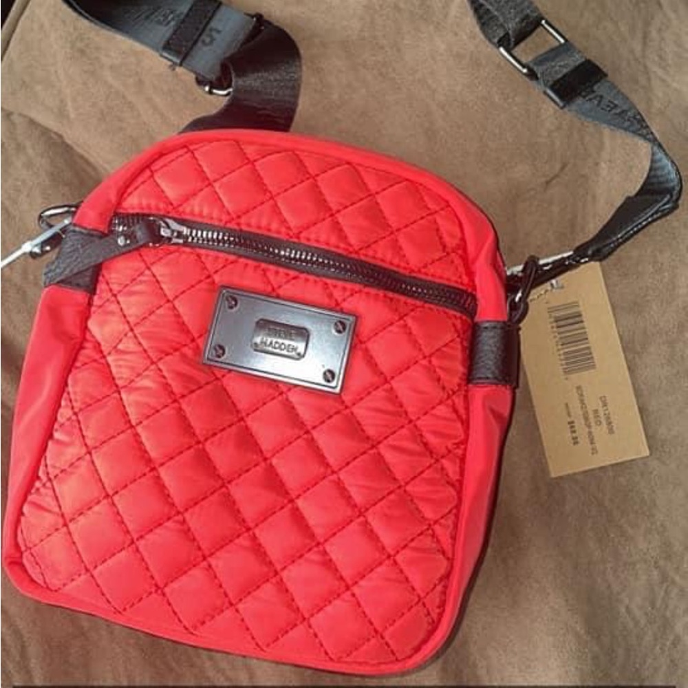 steve madden red crossbody bag